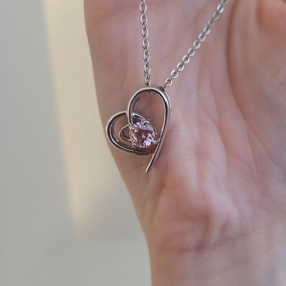 Silver Pink Crystal Heart Necklace 💖 - Picture 2 of 3